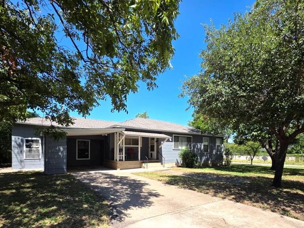 1028 Ellingson LN, Austin TX 78751