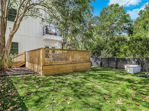 1111 W Annie ST A, Austin TX 78704