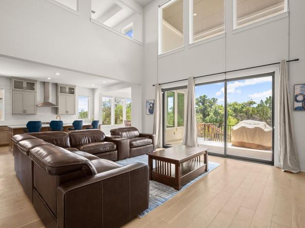 6701 Adventures Pl, Jonestown TX 78645