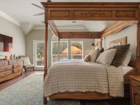 132 Double Eagle DR 132, Austin TX 78738