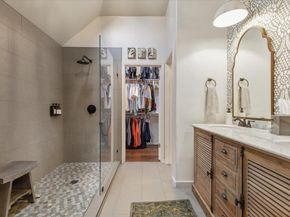 132 Double Eagle DR 132, Austin TX 78738