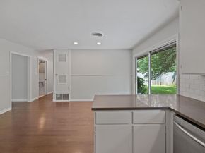 2015 Fair Oaks DR, Austin TX 78745