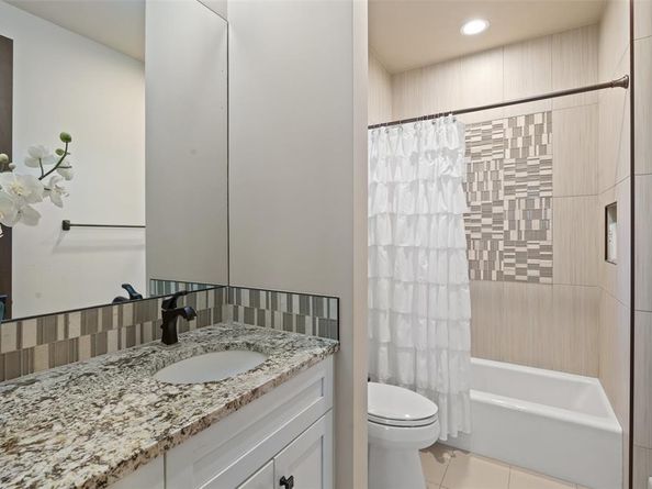 308 Duckhorn PASS, Austin TX 78738