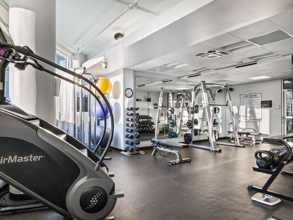 603 Davis ST 1103, Austin TX 78701