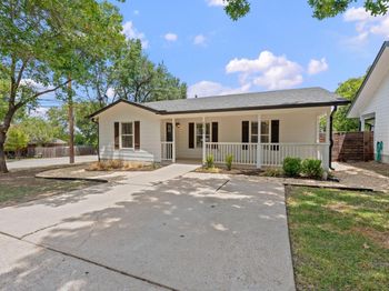 3404 Thomas Kincheon ST