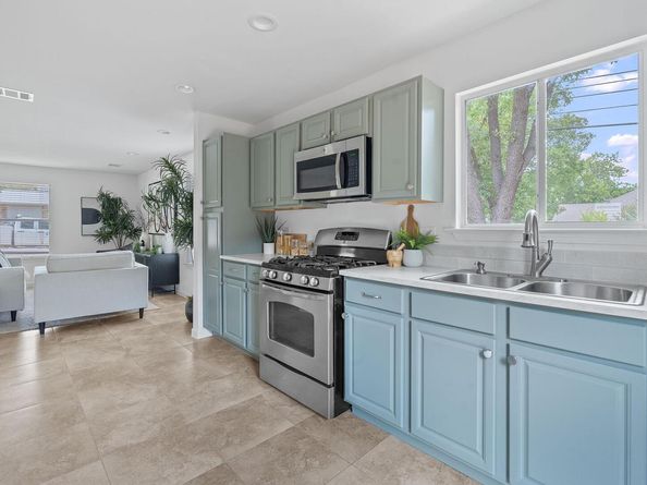 3404 Thomas Kincheon ST 1, Austin TX 78745