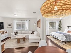 1307 Norwalk LN 206, Austin TX 78703