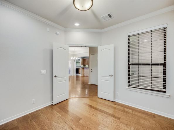 4209 Johns Light DR 70, Austin TX 78727