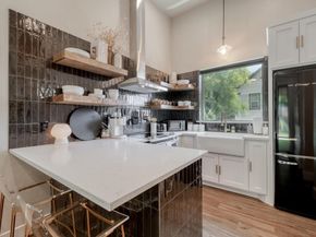 1904 E 16th ST 2, Austin TX 78702
