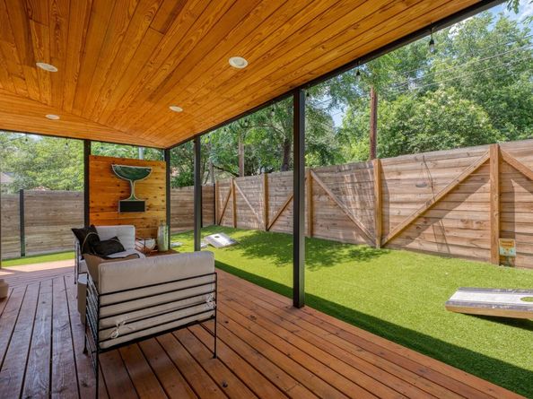 1904 E 16th ST 2, Austin TX 78702