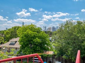 1904 E 16th ST 2, Austin TX 78702