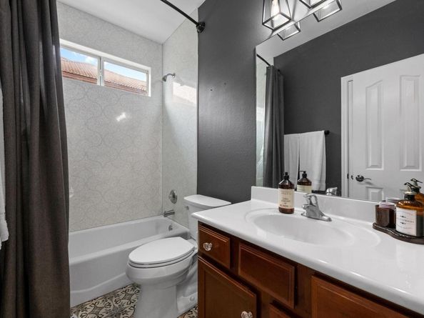 4605 Bat Falcon DR, Austin TX 78738