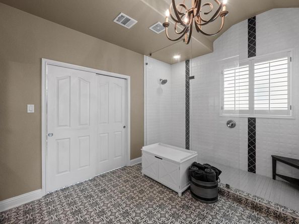 4605 Bat Falcon DR, Austin TX 78738