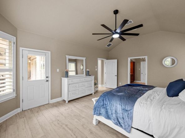4605 Bat Falcon DR, Austin TX 78738