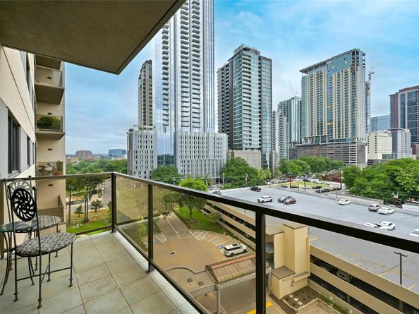 40 N Interstate Highway 35 8C1, Austin TX 78701