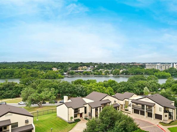 40 N Interstate Highway 35 8C1, Austin TX 78701