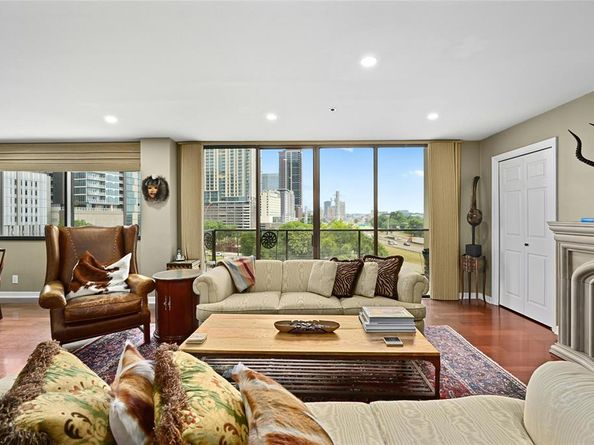 40 N Interstate Highway 35 8C1, Austin TX 78701