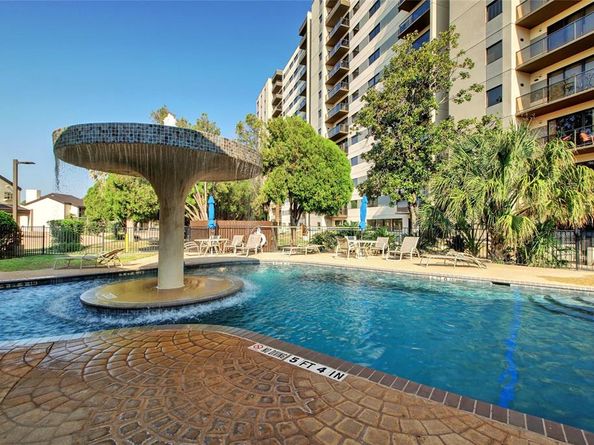 40 N Interstate Highway 35 8C1, Austin TX 78701