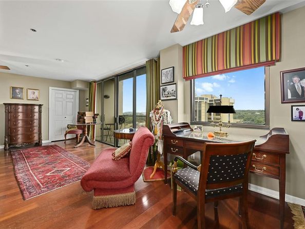 40 N Interstate Highway 35 8C1, Austin TX 78701