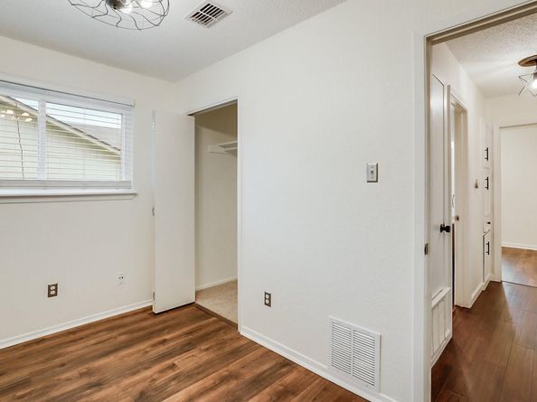 302 Garden CT, Round Rock TX 78664