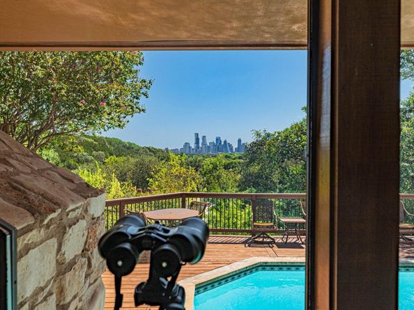 1239 Spyglass DR, Austin TX 78746