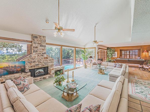 1239 Spyglass DR, Austin TX 78746
