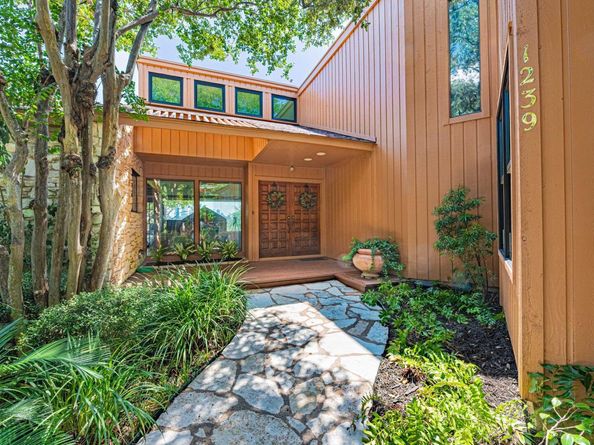 1239 Spyglass DR, Austin TX 78746