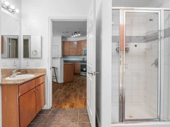 2502 Leon ST 201, Austin TX 78705