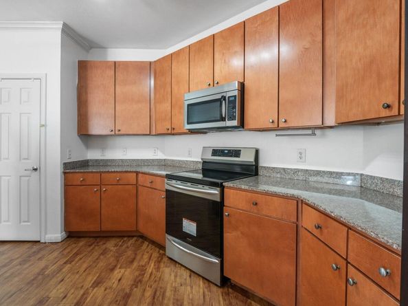 2502 Leon ST 201, Austin TX 78705