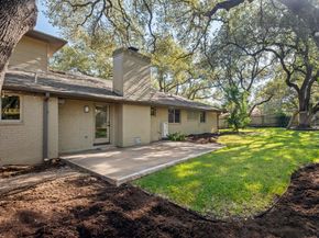 7202 Running Rope CIR, Austin TX 78731