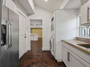 7202 Running Rope CIR, Austin TX 78731