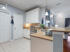 7501 Shadowridge RUN 103, Austin TX 78749