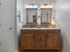 7501 Shadowridge RUN 103, Austin TX 78749