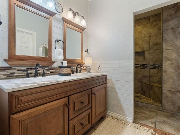 7501 Shadowridge RUN 103, Austin TX 78749