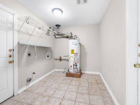 809 Maryland DR, Austin TX 78758