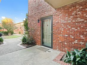 7920 Rockwood LN 129, Austin TX 78757