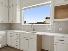 2000 Kit CIR, Austin TX 78758