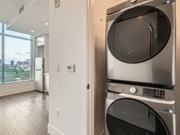 501 West Ave 1306, Austin TX 78701