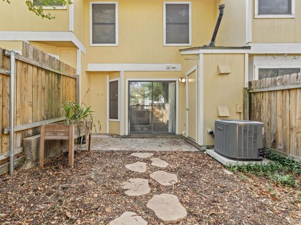 11901 Swearingen DR 110, Austin TX 78758