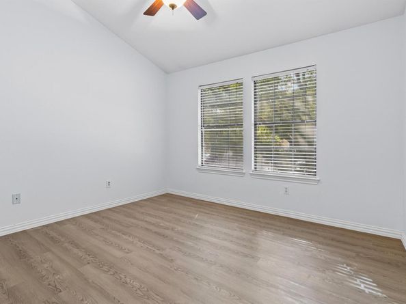 11901 Swearingen DR 110, Austin TX 78758