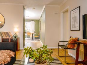 5326 Balcones DR D, Austin TX 78731