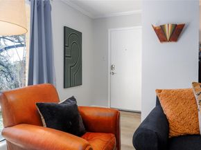 5326 Balcones DR D, Austin TX 78731