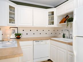 5326 Balcones DR D, Austin TX 78731