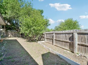 1801 Twisted Oak DR, Leander TX 78641