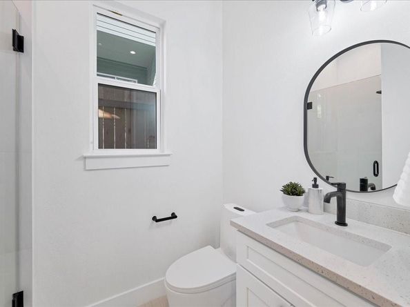 1809 Maple Ave 2, Austin TX 78702