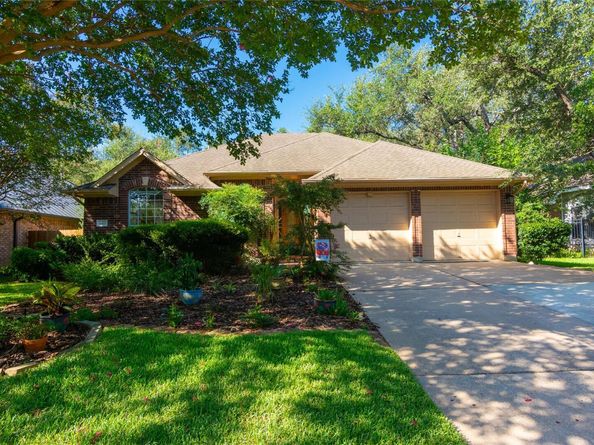 6411 Clairmont Dr, Austin TX 78749