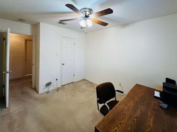 1308 Canna Lily Ln, Pflugerville TX 78660