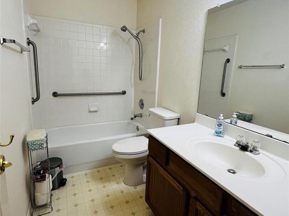 1308 Canna Lily Ln, Pflugerville TX 78660