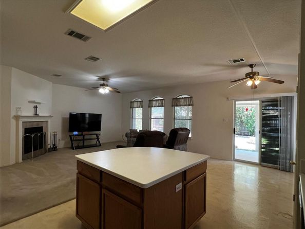 1308 Canna Lily Ln, Pflugerville TX 78660