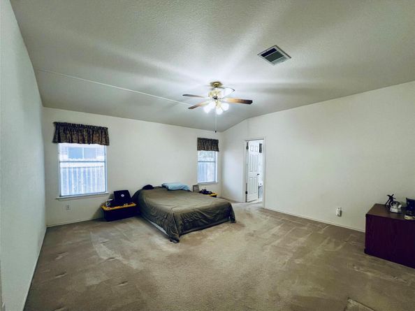 1308 Canna Lily Ln, Pflugerville TX 78660